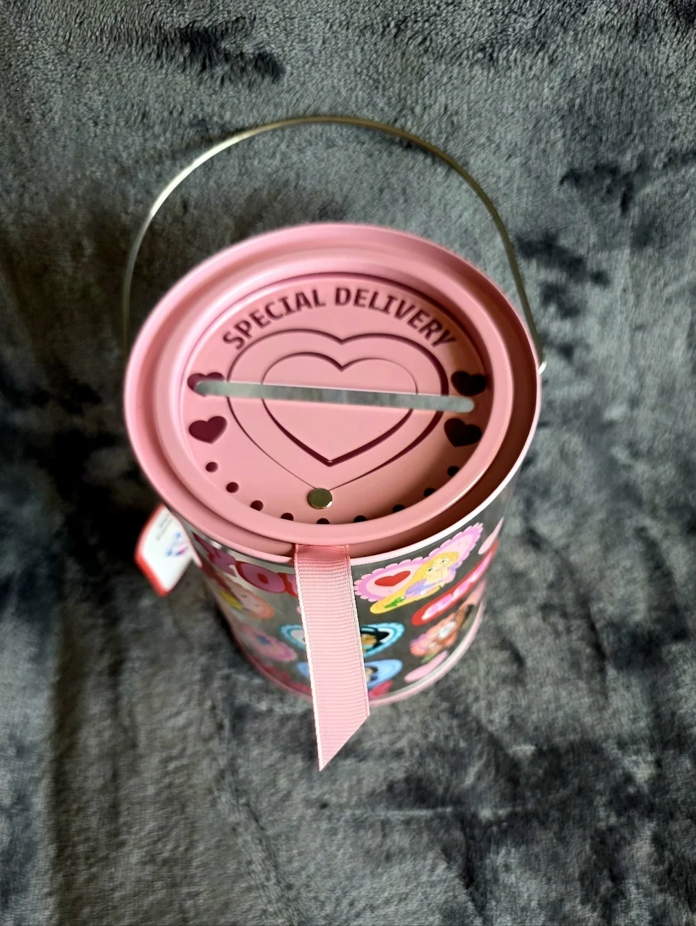 New Disney Princess tin Valentine's mailbox Belle Jasmine Ariel Rapunzel Moana